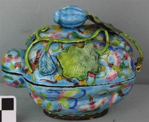 Image description is not available for DU1970.105a-b